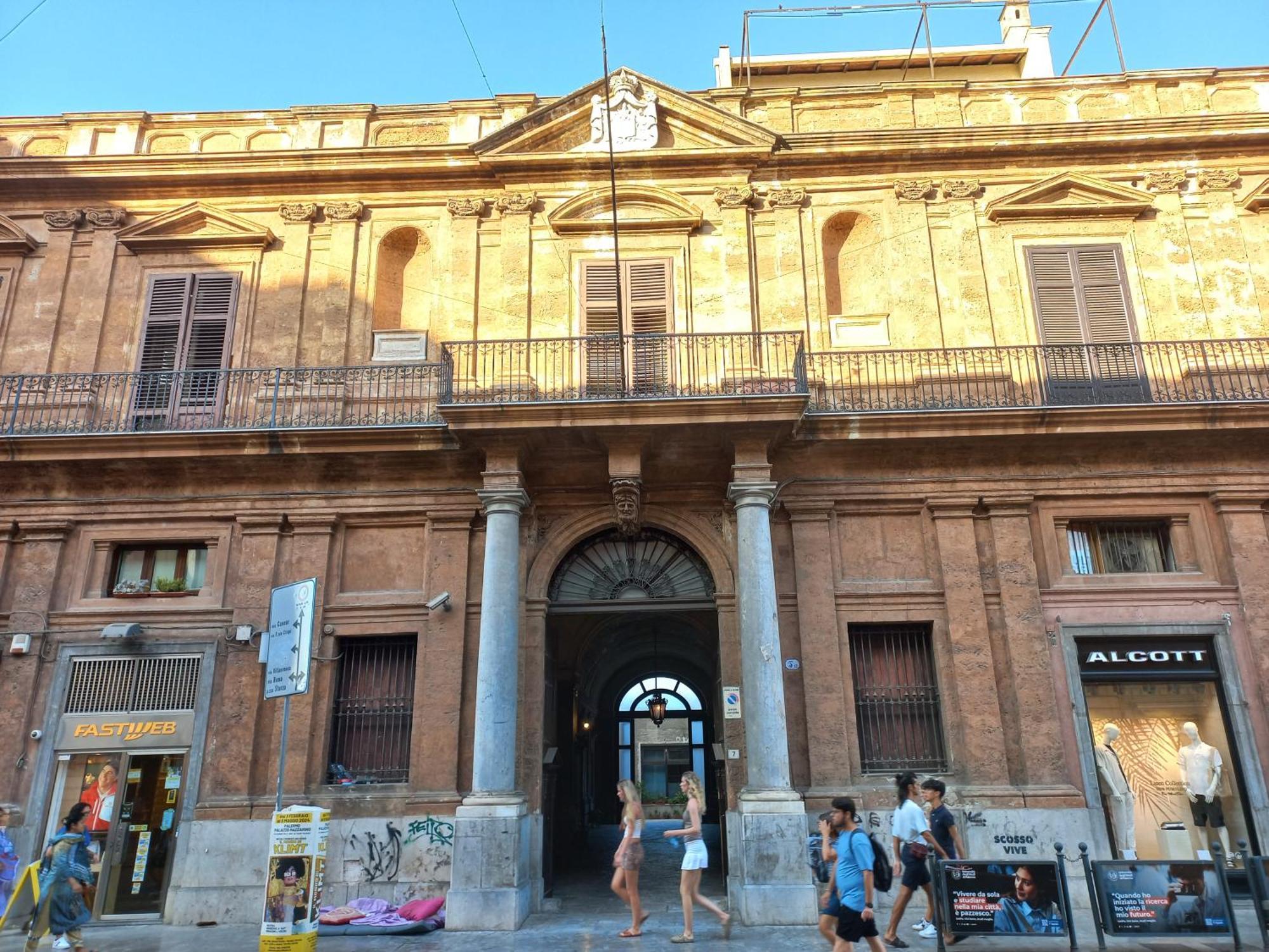 Al Palazzo Del Principe Al Massimo Apartman Palermo Kültér fotó