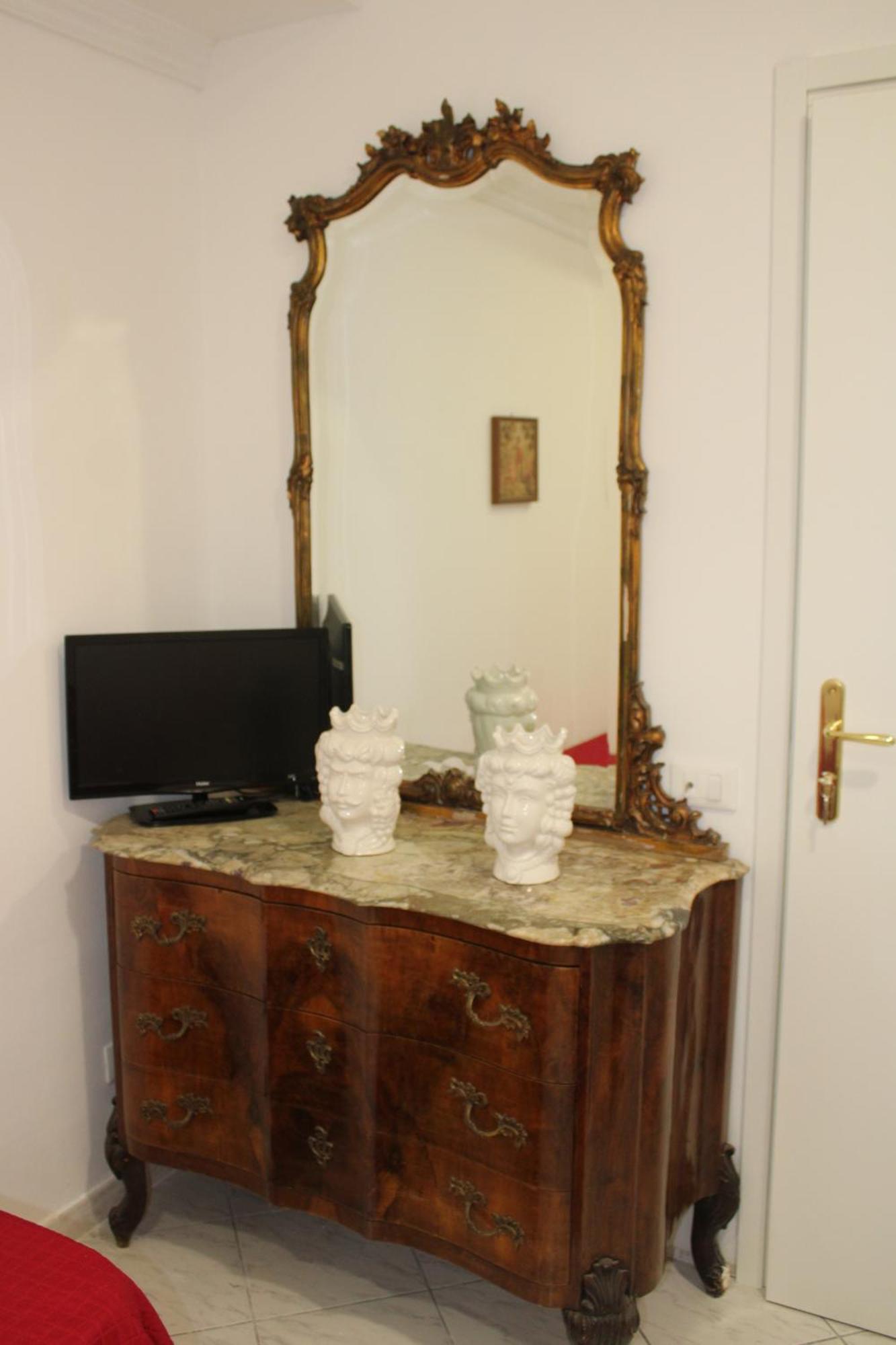 Al Palazzo Del Principe Al Massimo Apartman Palermo Kültér fotó