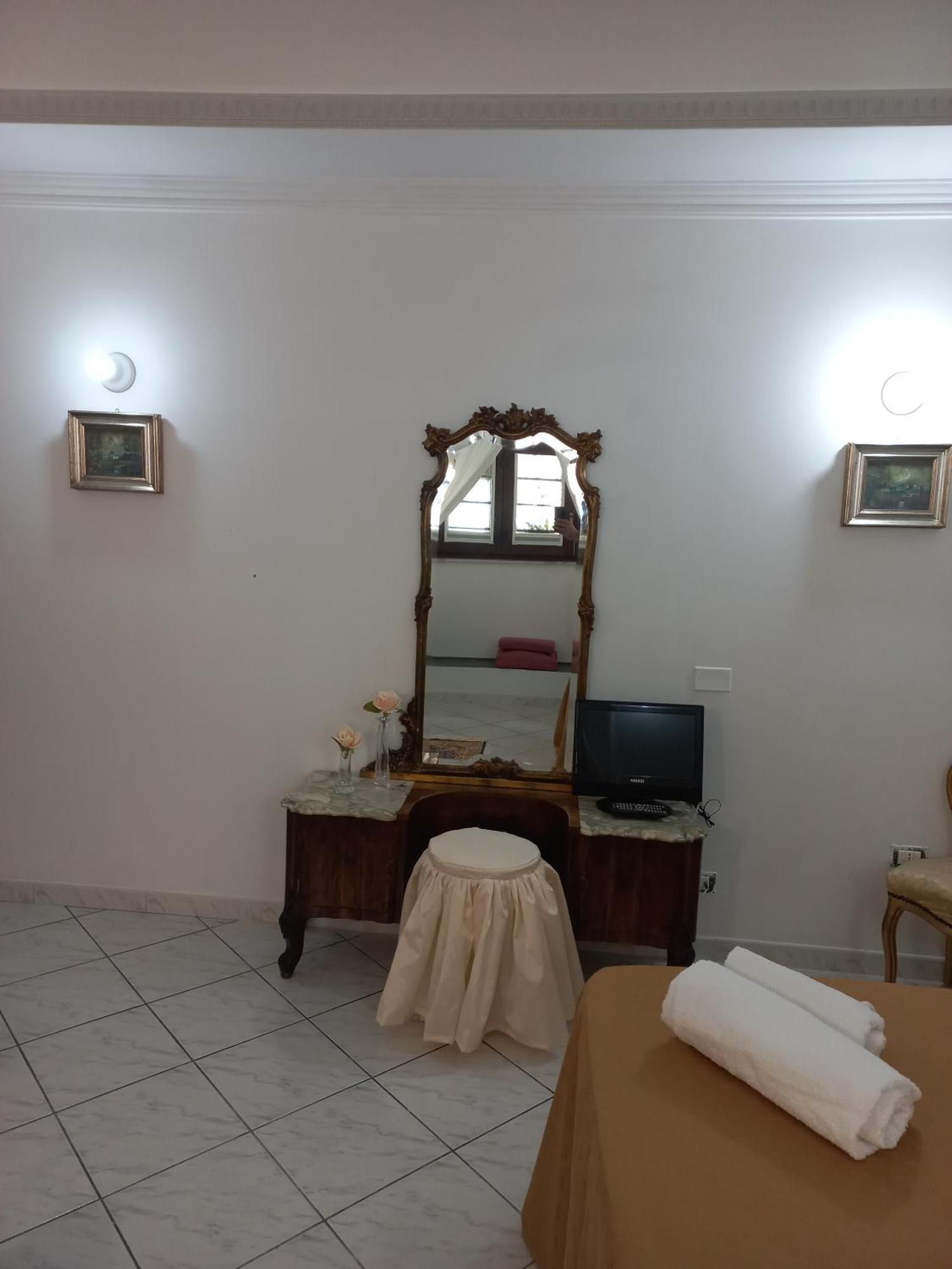 Al Palazzo Del Principe Al Massimo Apartman Palermo Kültér fotó